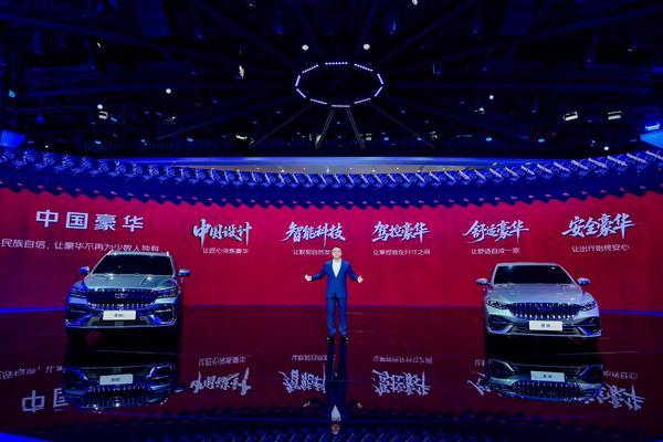 中国星全新东方曜系列成都车展首次亮相刷新燃油车豪华新标准